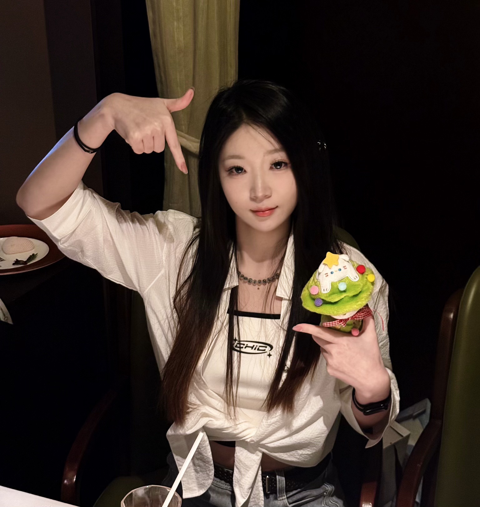 Stella 手持玩偶的个人照片